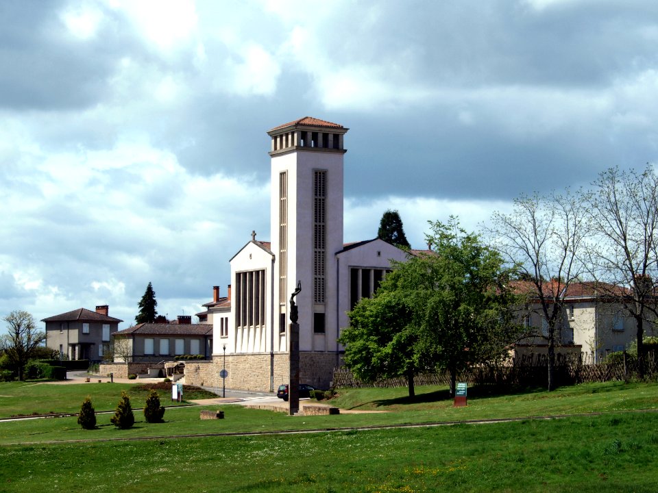 Oradour-sur-Glane 50