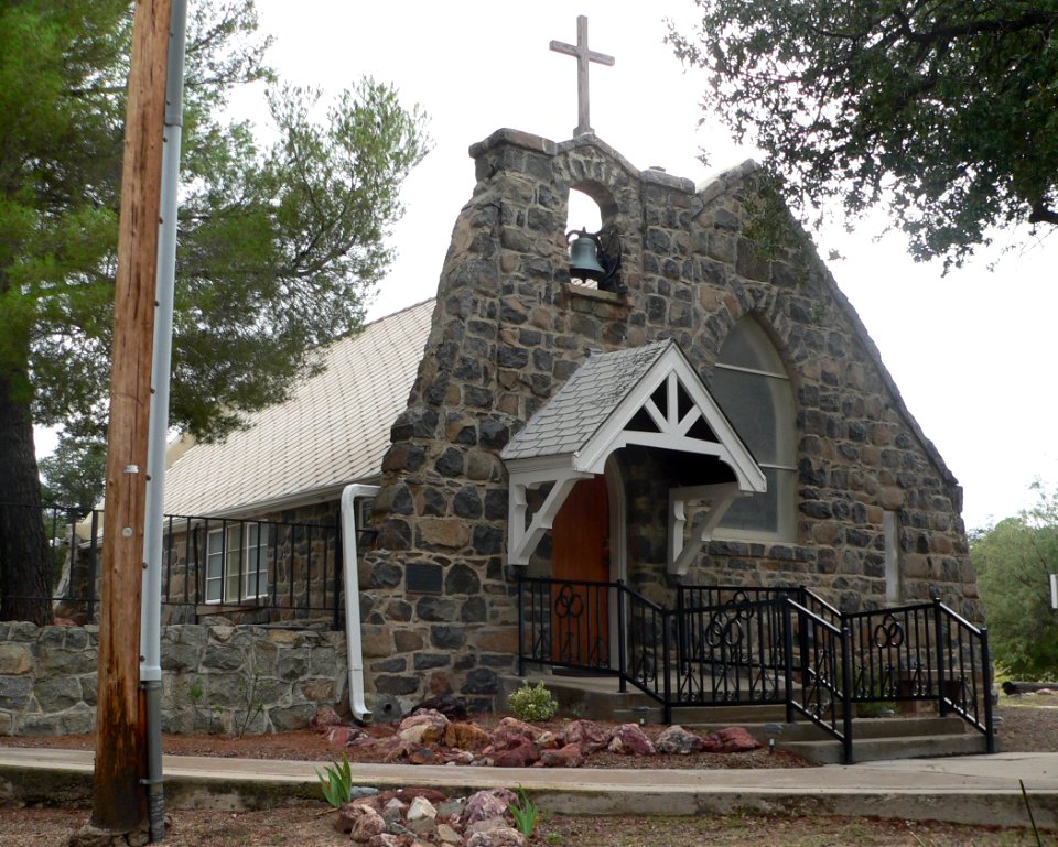 Oracle (Arizona) Union Church from NE 1