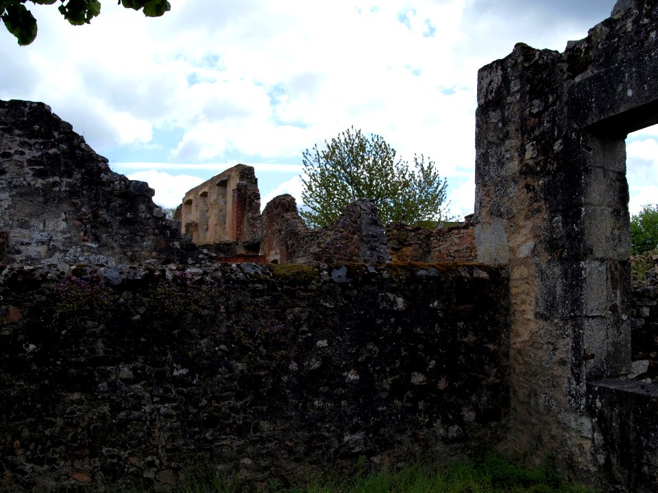 Oradour-sur-Glane 25