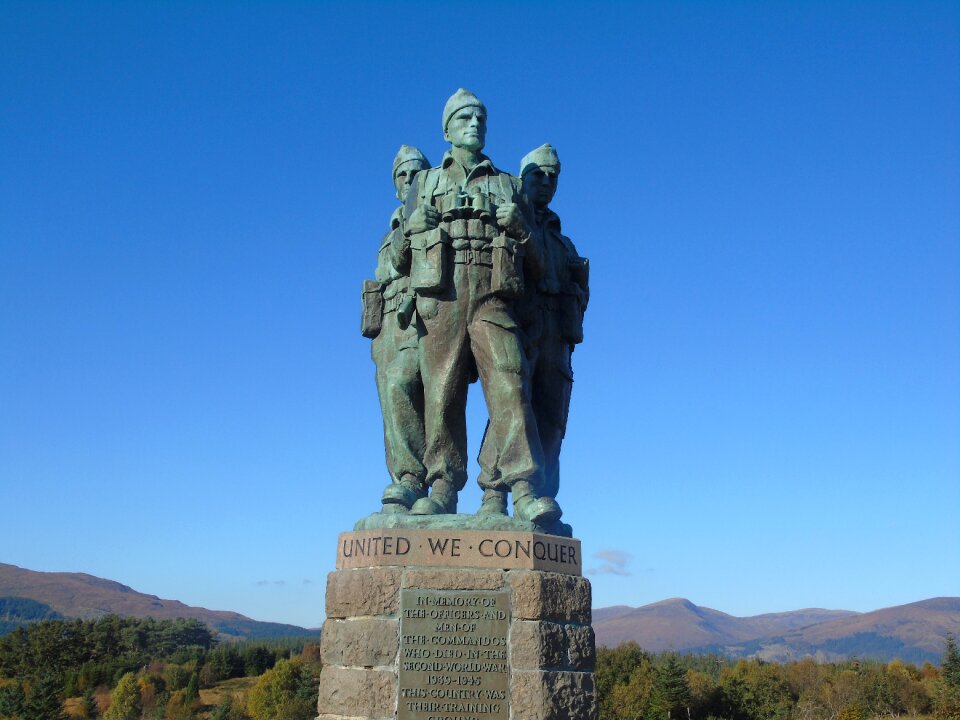 Military monument infantry