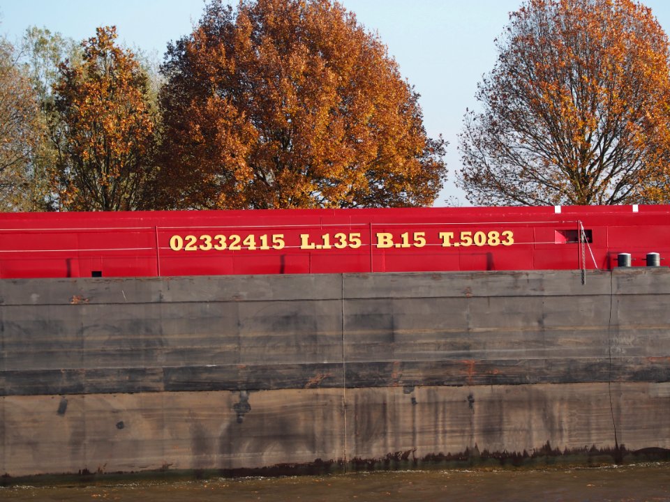 Orchila, ENI 02332415 op het Amsterdam-Rijn kanaal, foto 1