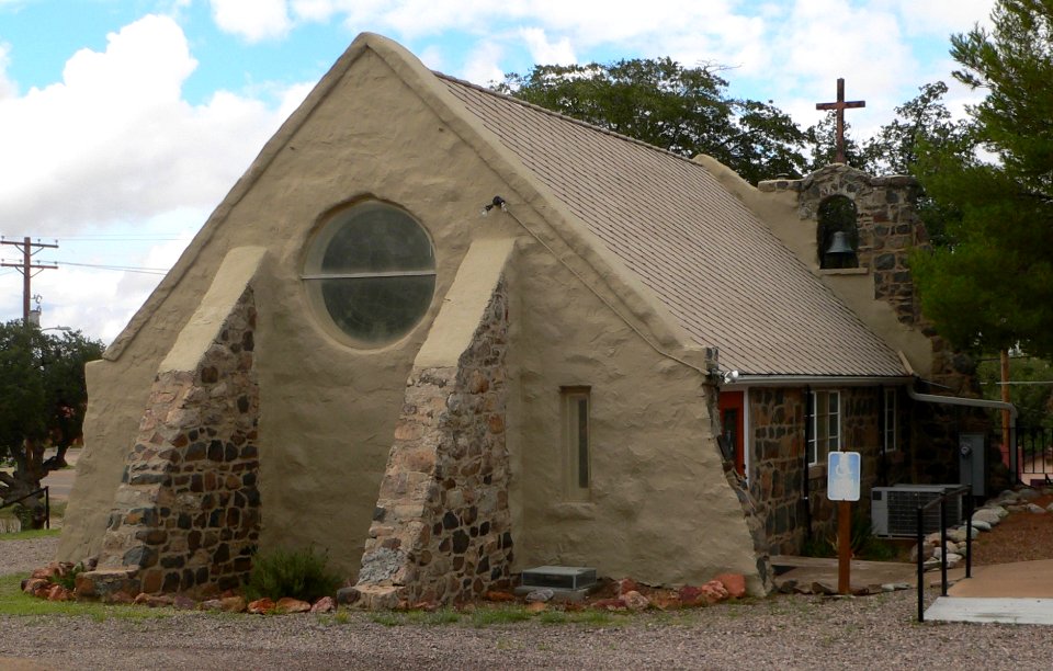 Oracle (Arizona) Union Church from SE 1