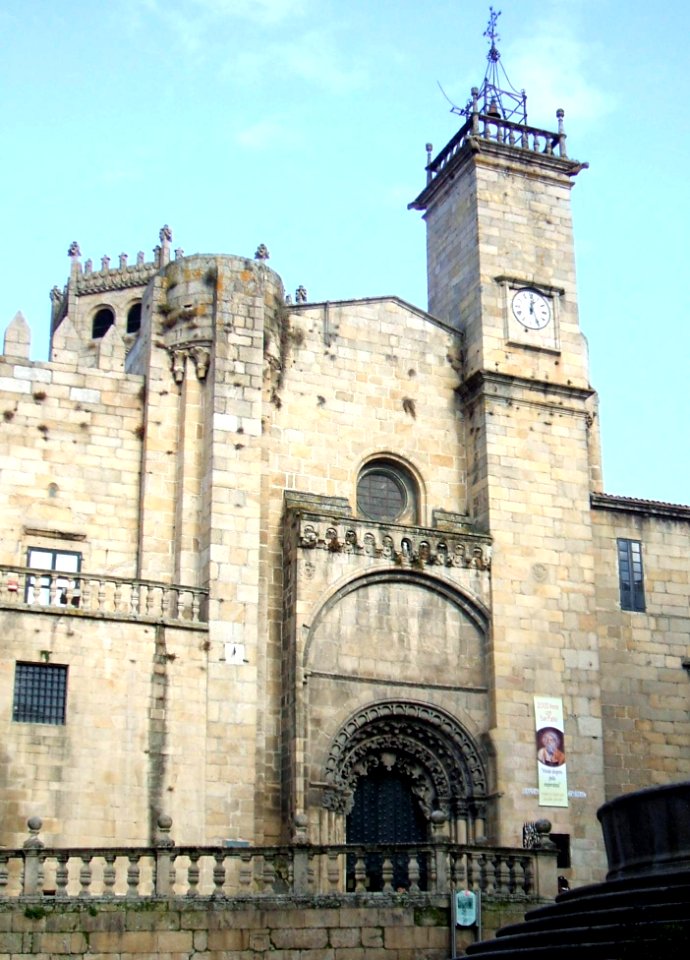 Orense - Catedral, fachada meridional 3
