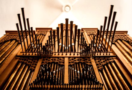 Orgel i Hässleholms kyrka 01