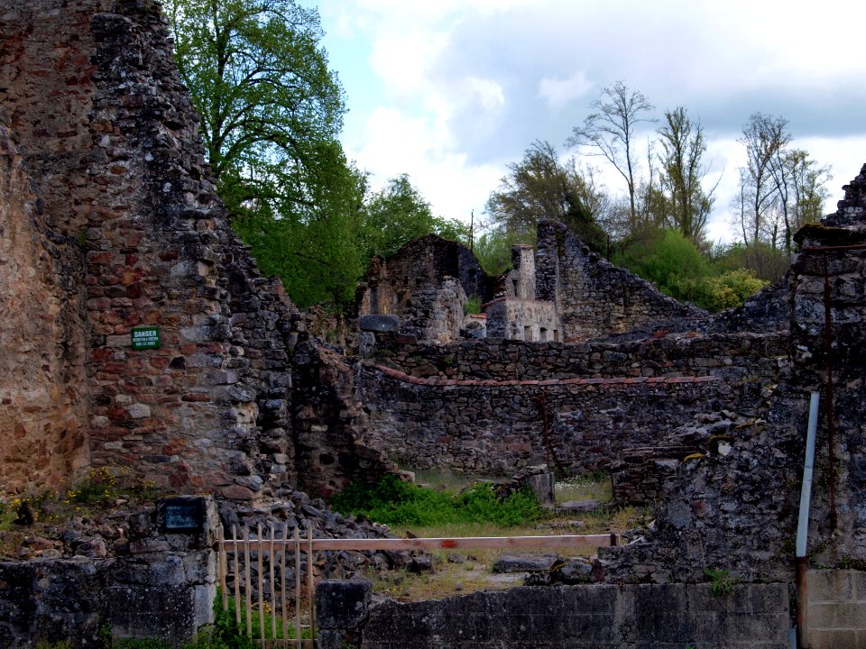 Oradour-sur-Glane 33