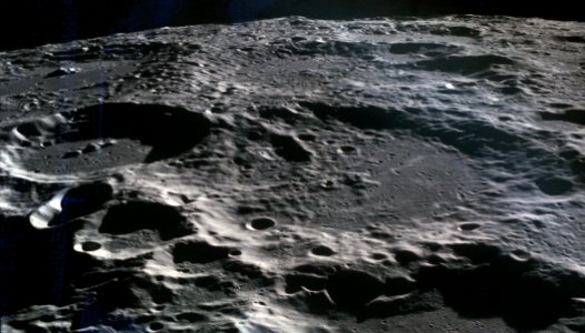 Orlov crater AS17-162-24105
