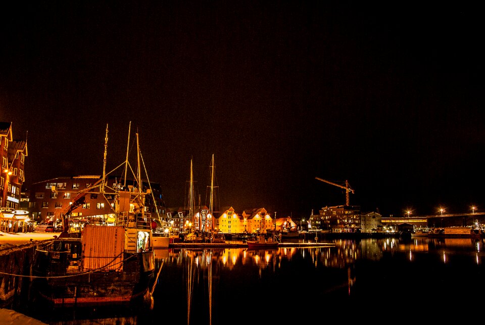 Port boats polar night