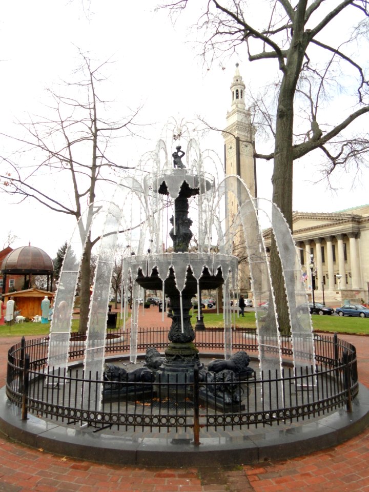 Ornamental Fountain - Court Square, Springfield, MA - DSC03235