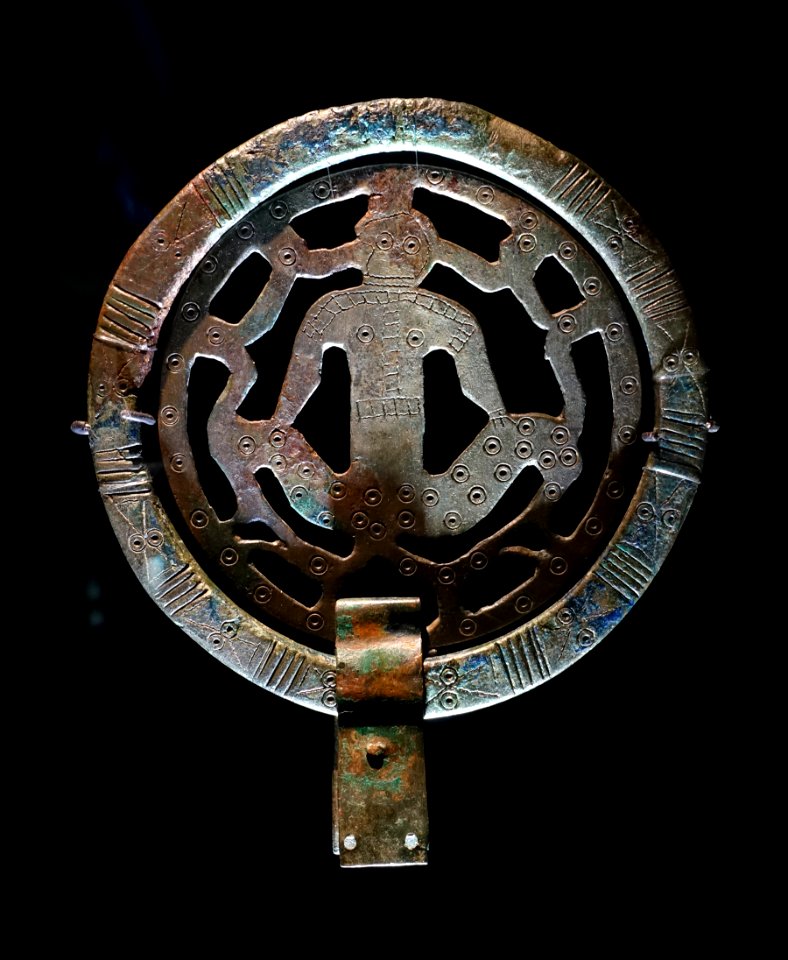Ornament with demon design, Crailsheim-Ingersheim, Kreis Schwabisch Hall, 7th century AD - Landesmuseum Württemberg - Stuttgart, Germany - DSC02979