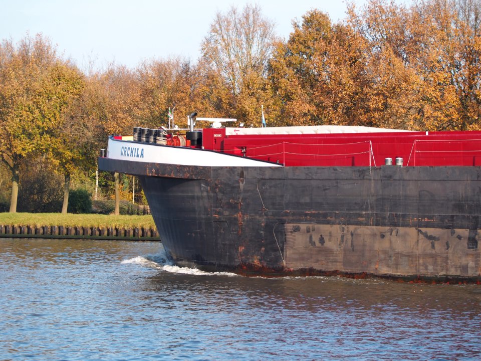 Orchila, ENI 02332415 op het Amsterdam-Rijn kanaal, foto 2