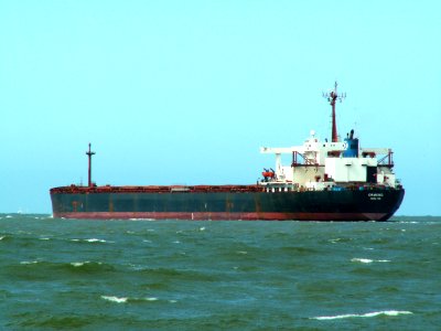 Ormond p5 leaving Port of Rotterdam, Holland 08-Apr-2006