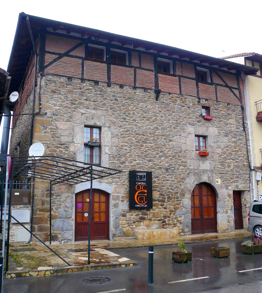 Orozko (barrio de Zubiaur) - Edificios 09