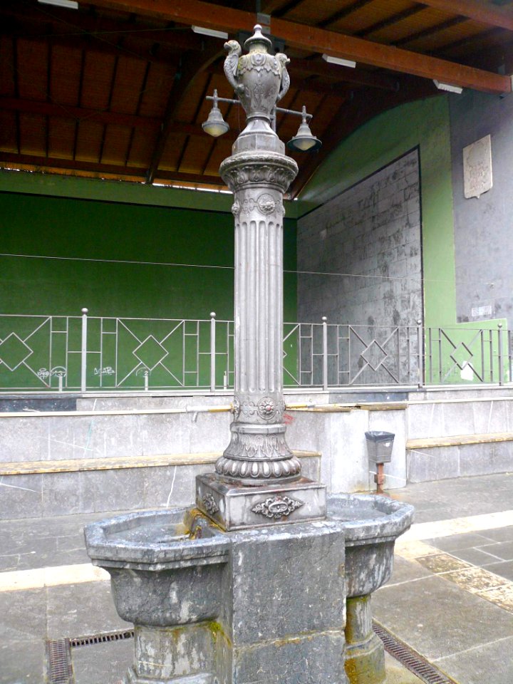 Orozko (barrio de Zubiaur) - Fuente 5
