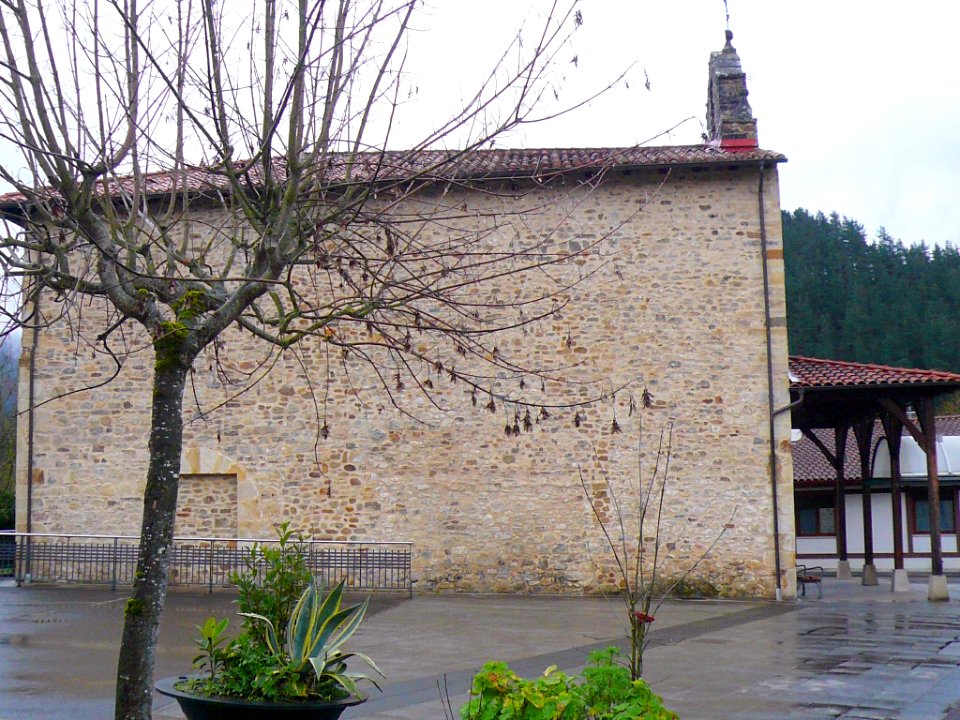Orozko (barrio de Zubiaur) - Ermita de Andra Mari 1