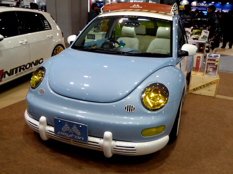 OSAKA AUTO MESSE 2015 (248) - Volkswagen New Beetle tuned by peyton