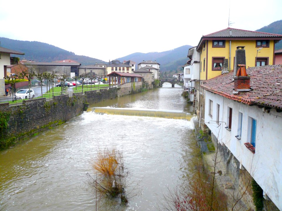 Orozko (barrio de Zubiaur) - Río Altube 02