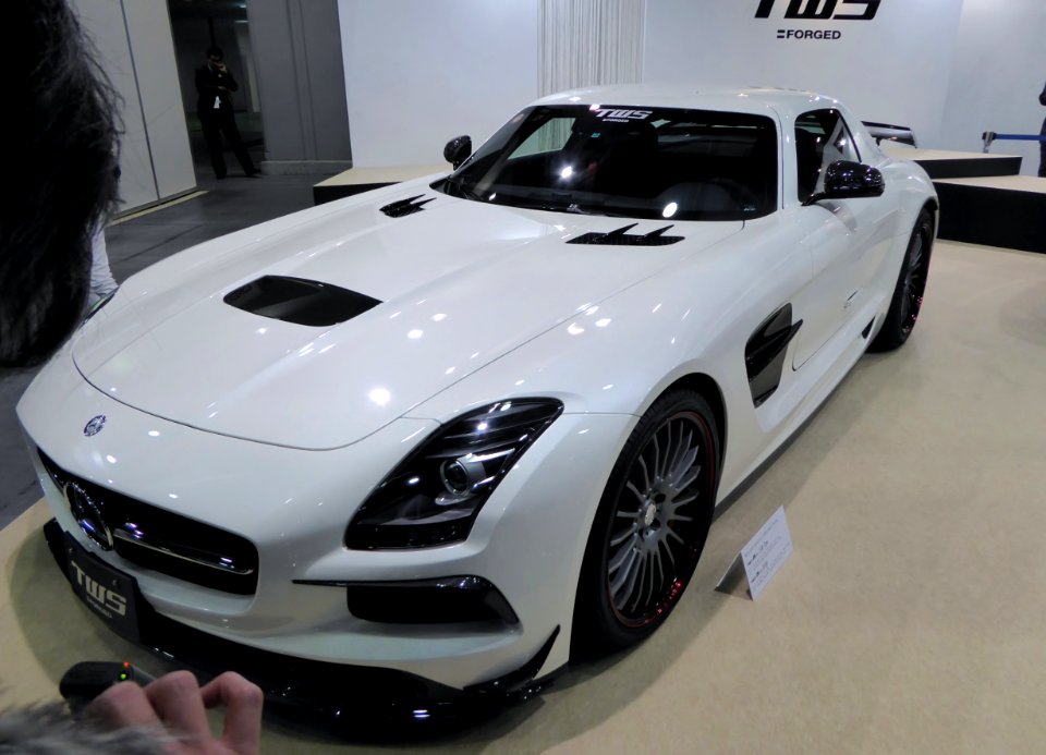 OSAKA AUTO MESSE 2015 (324) - Mercedes-Benz SLS AMG (C197) with TWS wheel
