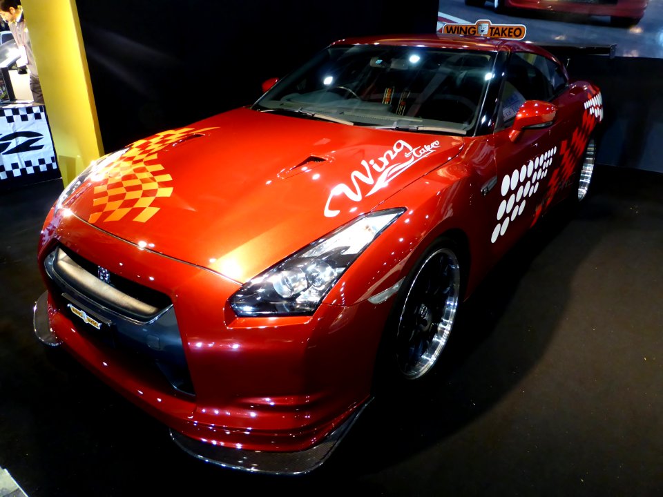Osaka Auto Messe 2014 (114) WING TAKEO - Nissan GT-R (CBA-R35)