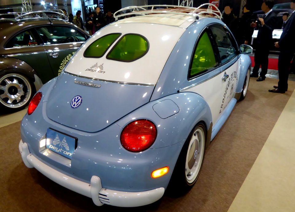 OSAKA AUTO MESSE 2015 (249) - Volkswagen New Beetle tuned by peyton