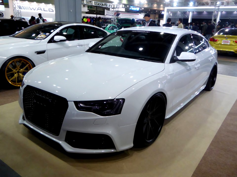 OSAKA AUTO MESSE 2015 (244) - Audi A5 Sportback with HYPER FORGED HF24S StepLip