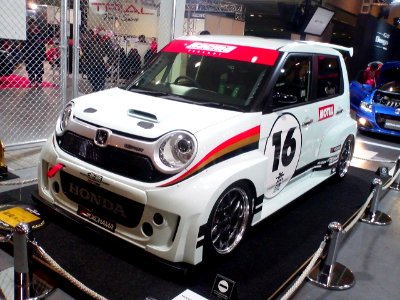 Osaka Auto Messe 2013 - Mugen N-ONE Racing Concept front