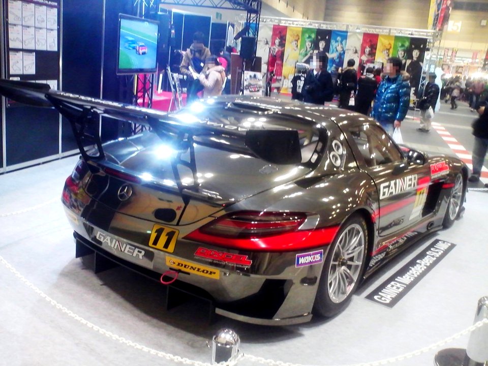 Osaka Auto Messe 2013 - GAINER DIXCEL SLS rear