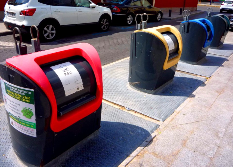 Orihuela - Reciclaje de residuos urbanos 4
