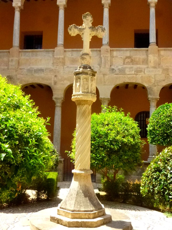 Orihuela - Catedral del Salvador, claustro 01
