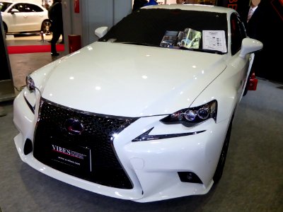 OSAKA AUTO MESSE 2015 (322) - Lexus IS300h F SPORT (AVE30) with VIBES audio