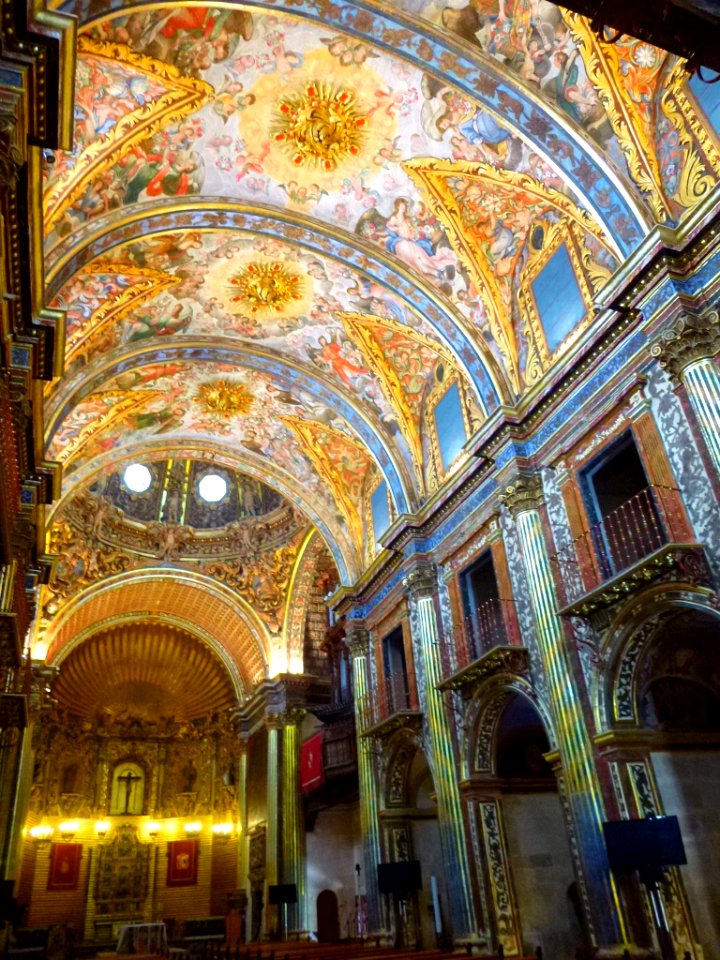 Orihuela - Colegio Diocesano de Santo Domingo, bóvedas de la iglesia 09