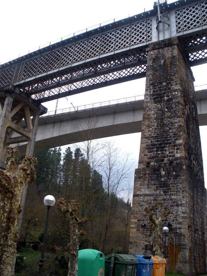 Ormaiztegi - Antiguo viaducto del ferrocarril 03
