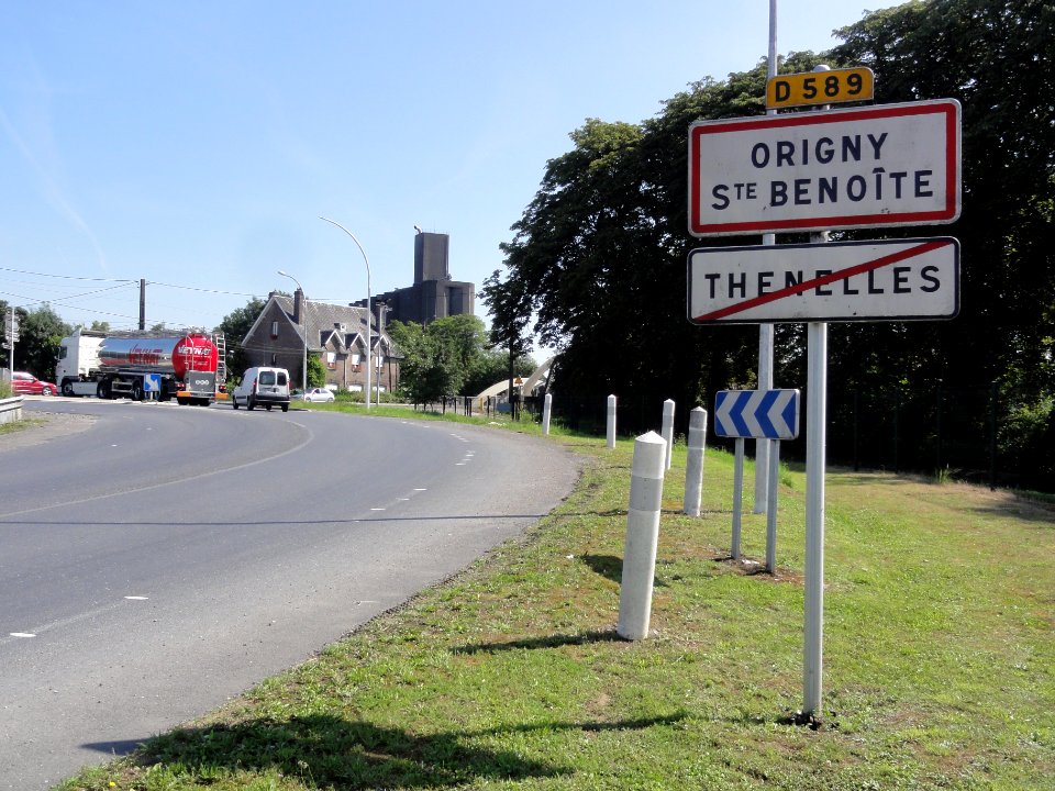 Origny-Sainte-Benoite (Aisne) City limit sign