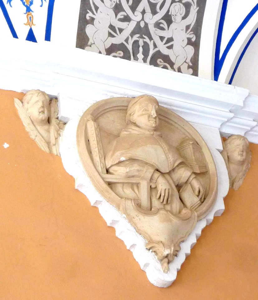 Orihuela - Colegio Diocesano de Santo Domingo, Claustro barroco del Convento 09