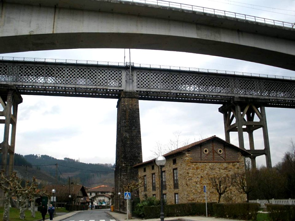 Ormaiztegi - Antiguo viaducto del ferrocarril 08