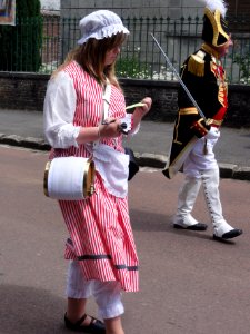 Origny-en-Thiérache (Aisne) défilé soldats Napoleoniens - Les Vétérans bourgeois 15-06-2014 (10)
