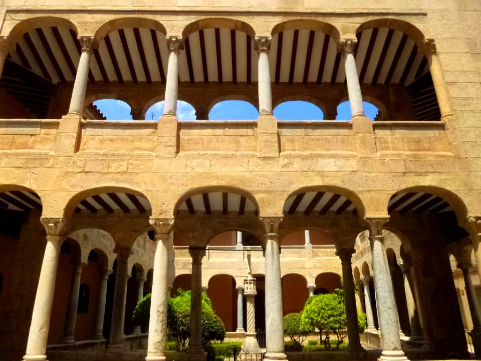 Orihuela - Catedral del Salvador, claustro 03
