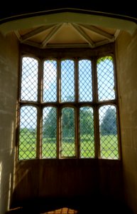 Oriel window, South Gallery - Lacock Abbey - Wiltshire, England - DSC00934