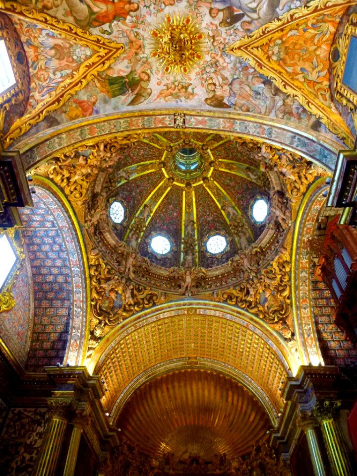 Orihuela - Colegio Diocesano de Santo Domingo, bóvedas de la iglesia 13