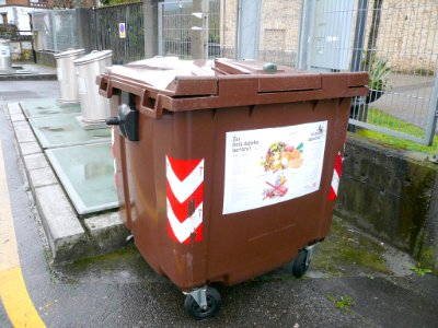 Orozko (barrio de Zubiaur) - Reciclaje 01