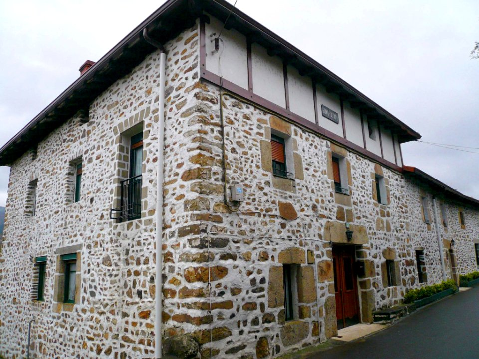 Orozko (barrio de Zubiaur) - Edificios 42