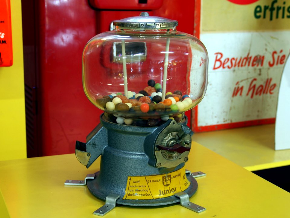 Original Brunswig Junior gumballdispenser pic3