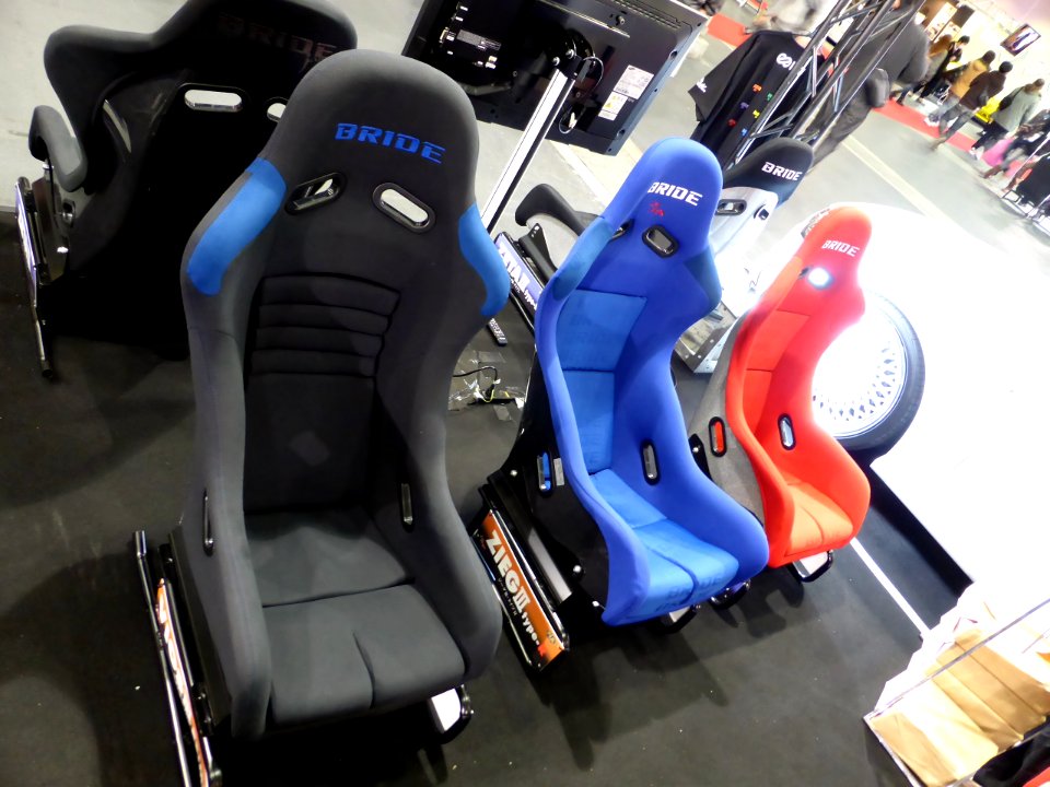 Osaka Auto Messe 2014 (121) BRIDE bucket seats