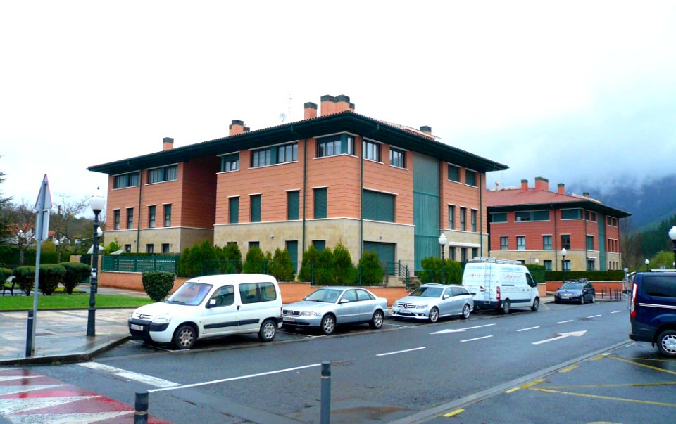 Orozko (barrio de Zubiaur) - Edificios 13