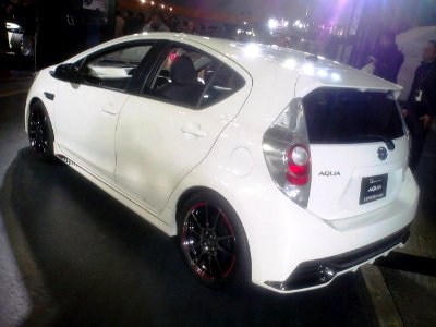 Osaka Auto Messe 2013 - Toyota AQUA G SPORTS Concept rear