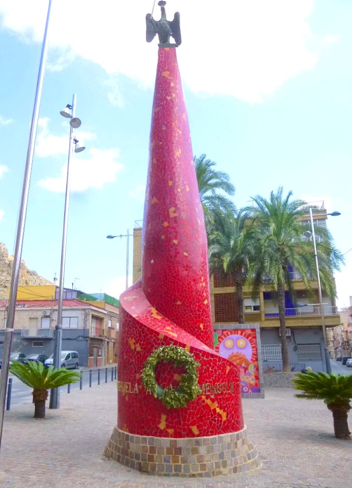 Orihuela - Monumento a la Armengola 2