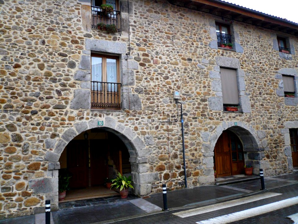 Orozko (barrio de Zubiaur) - Edificios 16