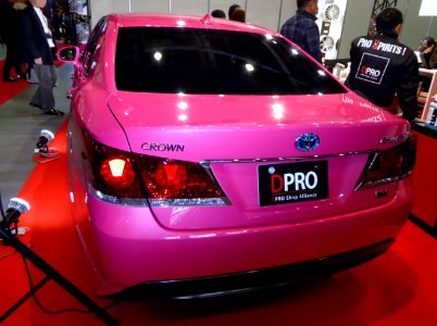OSAKA AUTO MESSE 2015 (320) - Toyota CROWN HYBRID ATHLETE G "ReBORN PINK" (S210) coated by DPRO