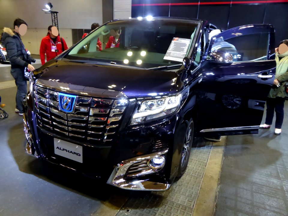OSAKA AUTO MESSE 2015 (133) - Toyota ALPHARD HYBRID SR "C Package" (H30W)