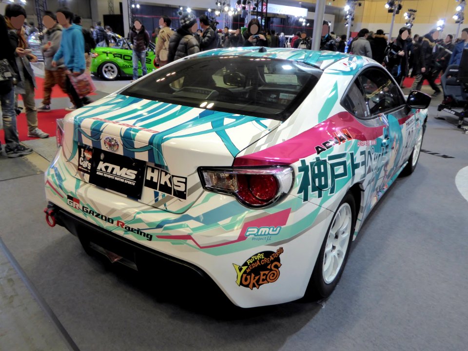 OSAKA AUTO MESSE 2015 (130) - No.82 GSR HATSUNEMIKU KOBE TOYOPET 86