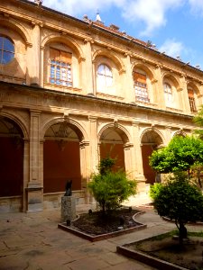 Orihuela - Colegio Diocesano de Santo Domingo, Claustro barroco del Convento 21